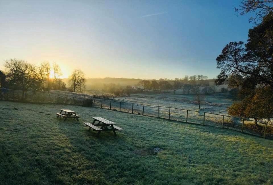 Elton Gratton Grange Farm住宿加早餐旅馆 外观 照片
